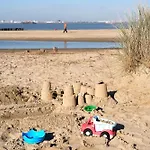 Kustverhuur, Park Schoneveld, Duinroos 106