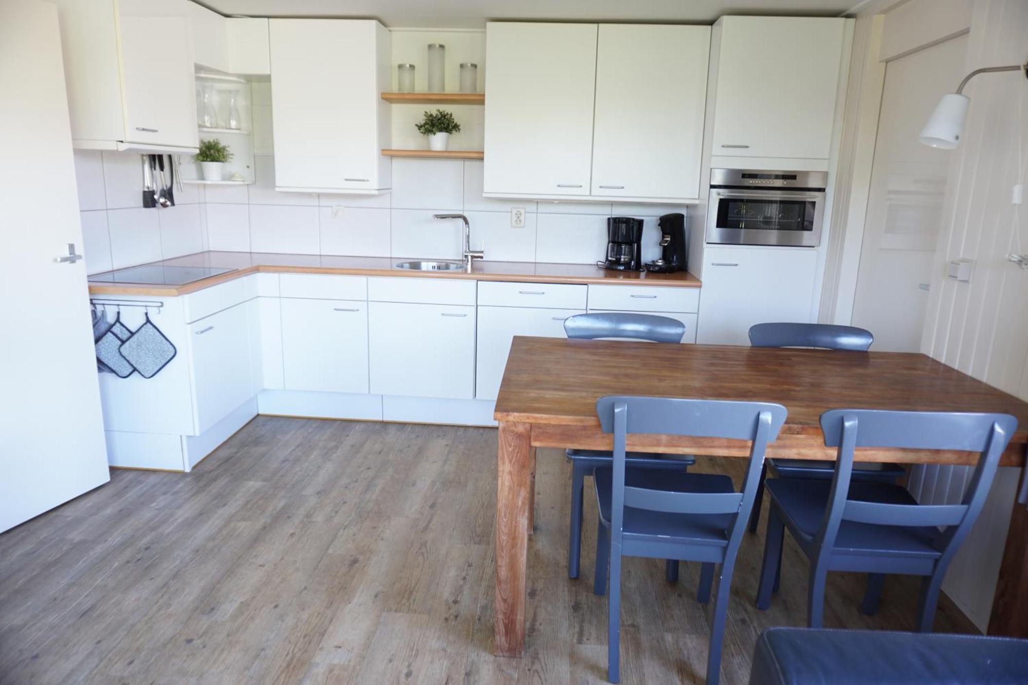 Kustverhuur, Park Schoneveld, Duinroos 106 Vakantiehuis